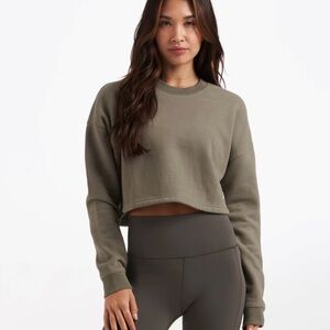 Vuori Women's Restore Crop Crew